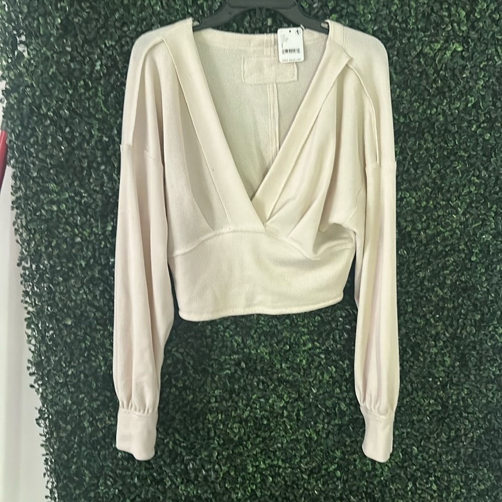 Free people top in ivory new with tags